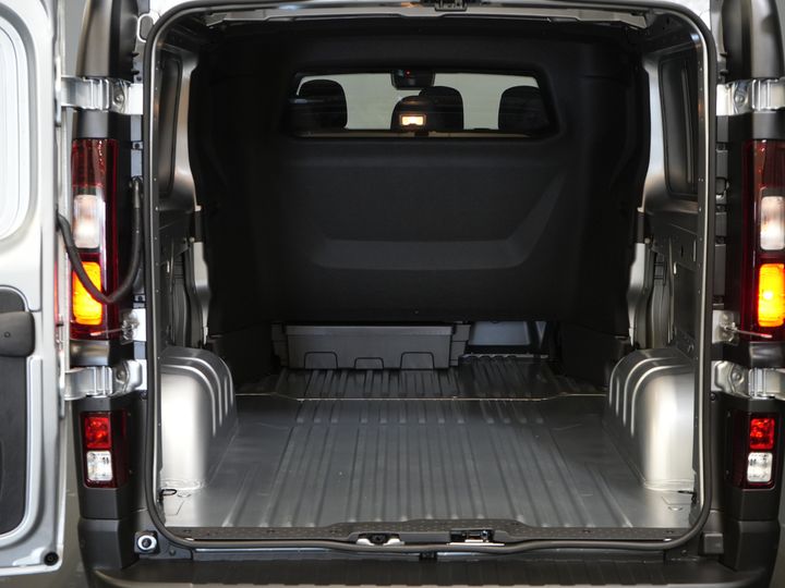 Renault Trafic Van 2.0 dCi 130 hp L2 BPM FREE! DC Doppelkabine LED/ 2x Schiebetür/ Navi/ Carplay/ Kamera/ PDC/ Tempomat