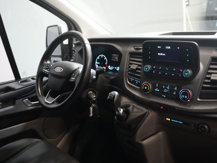 Ford Transit Custom Passenger Transport Tourneo 2.0 TDCI € 30,182 incl. TVA/BPM Trend Combi/ Kombi/ 9 Person/ 9 P/ Cruise/ PDC/ Airco