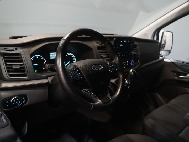Ford Transit Custom Passenger Transport Tourneo 2.0 TDCI € 30,182 incl. TVA/BPM Trend Combi/ Kombi/ 9 Person/ 9 P/ Cruise/ PDC/ Airco