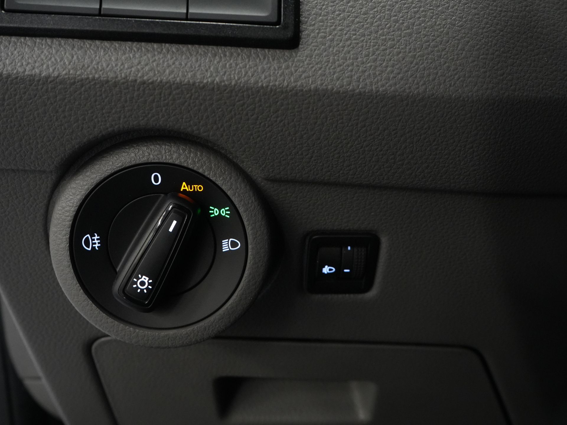 Volkswagen Transporter Furgone 2.0 TDI 150 cv DSG Aut. Carplay/ Airco/ Cruise/ PDC/ DAB