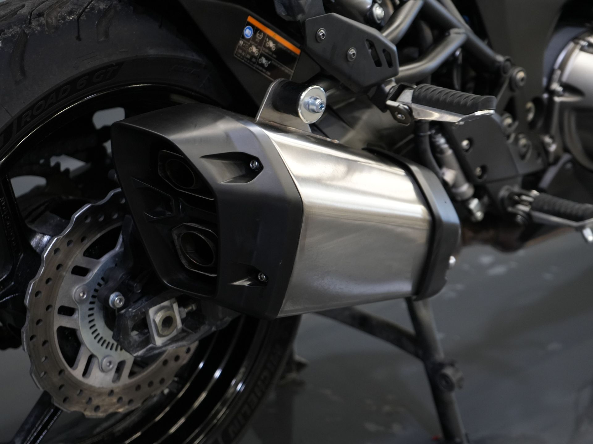 Kawasaki Sport/tour Versys 1000 Tourer TVA moto (TTC €12,950)/ Cruise/ ABS/ Panniers/ Valbrackets/ Givi