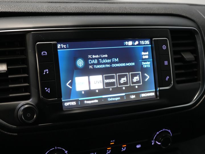 Peugeot Expert Bestelbus 2.0 HDI 125 pk L3 EXPORT ONLY Carplay/ PDC/ Cruise/ Navi/ Trekhaak/ Airco