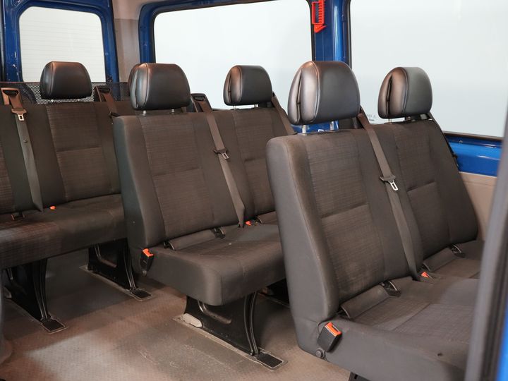 Mercedes-Benz Sprinter Пасажирський транспорт 213 2.2 CDI Авт. L2H2 €13 915,- Вкл. ПДВ (BPM FREE) ЕКСПОРТ Комбі/ 9 осіб/ Kombi/ 9P/ Airco/ PDC