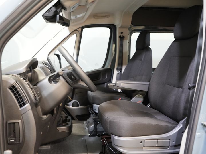 Fiat Ducato Furgone 2.2 MJ 180 CV Aut. L3H2 DC Doppia Cabina ESENTE BPM! 6 Pers./ 2x Porta Scorrevole/ Climatizzatore/ 2,5 t di traino/ Cruise Control/ Telecamera/ Gancio di traino