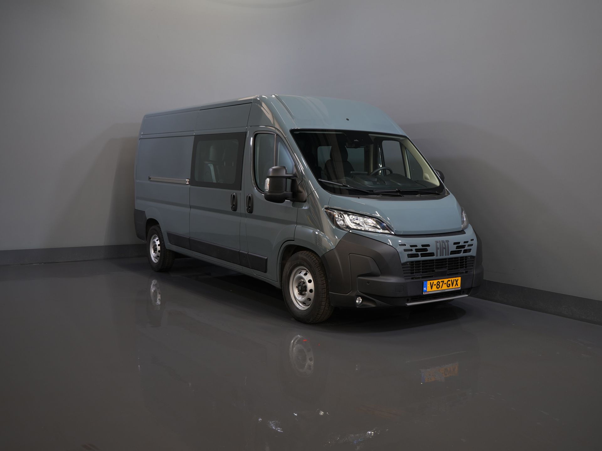 Fiat Ducato Furgone 2.2 MJ 180 CV Aut. L3H2 DC Doppia Cabina ESENTE BPM! 6 Pers./ 2x Porta Scorrevole/ Climatizzatore/ 2,5 t di traino/ Cruise Control/ Telecamera/ Gancio di traino