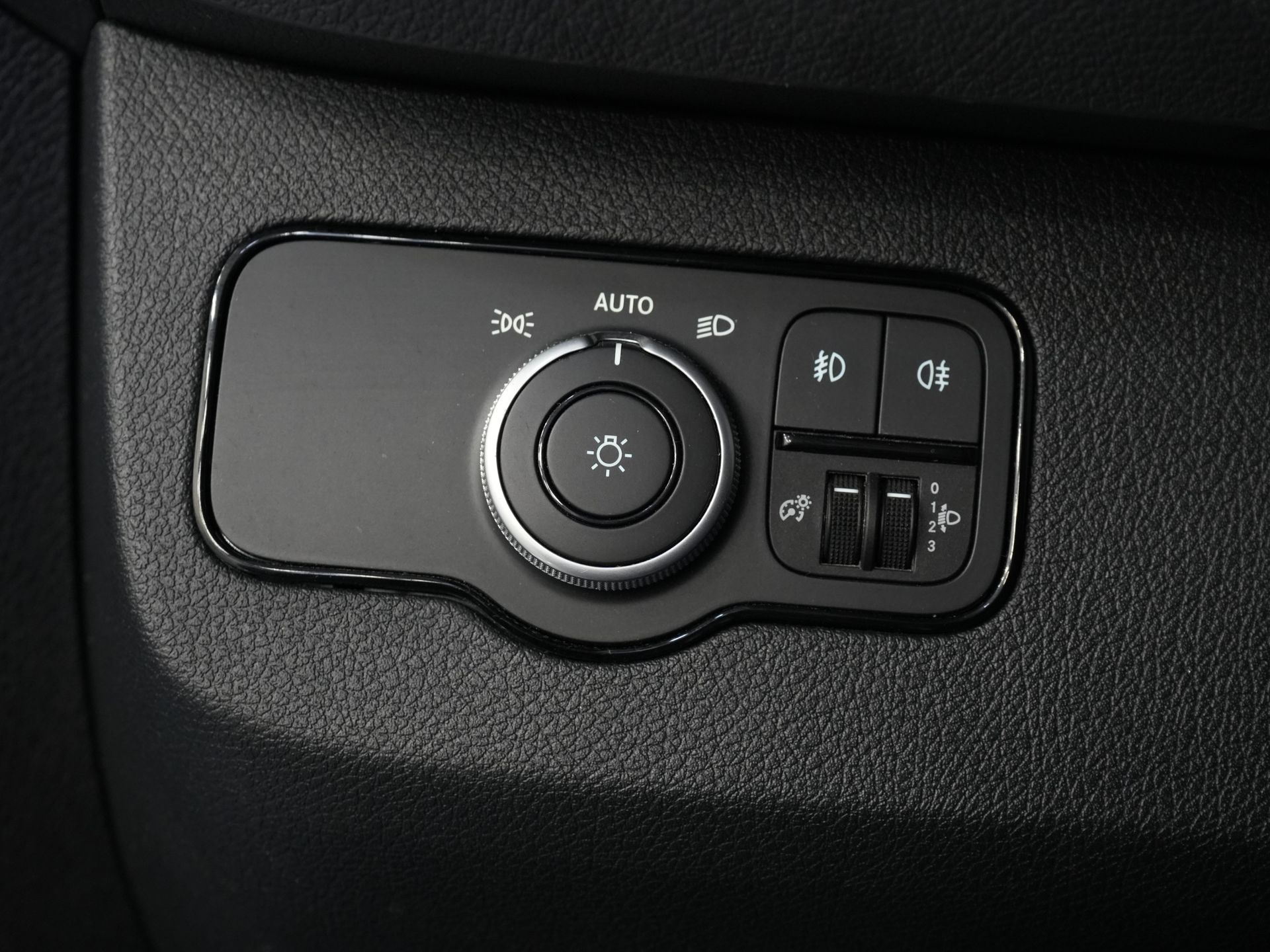 Mercedes-Benz Sprinter Van 317 CDI Aut. L2H2 BPM GRATIS! 3.5t holowanie/montowane siedzenia/ 270 Gr. drzwi/ ogrzewanie siedzeń/Navi/ kamera/ Cruise/ Airco/ DAB