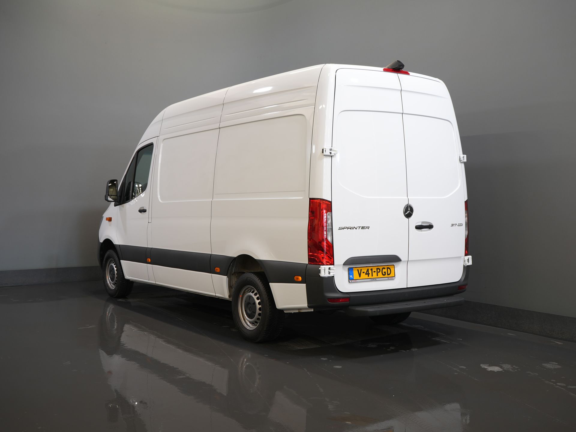 Mercedes-Benz Sprinter Van 317 CDI Aut. L2H2 BPM GRATIS! 3.5t holowanie/montowane siedzenia/ 270 Gr. drzwi/ ogrzewanie siedzeń/Navi/ kamera/ Cruise/ Airco/ DAB