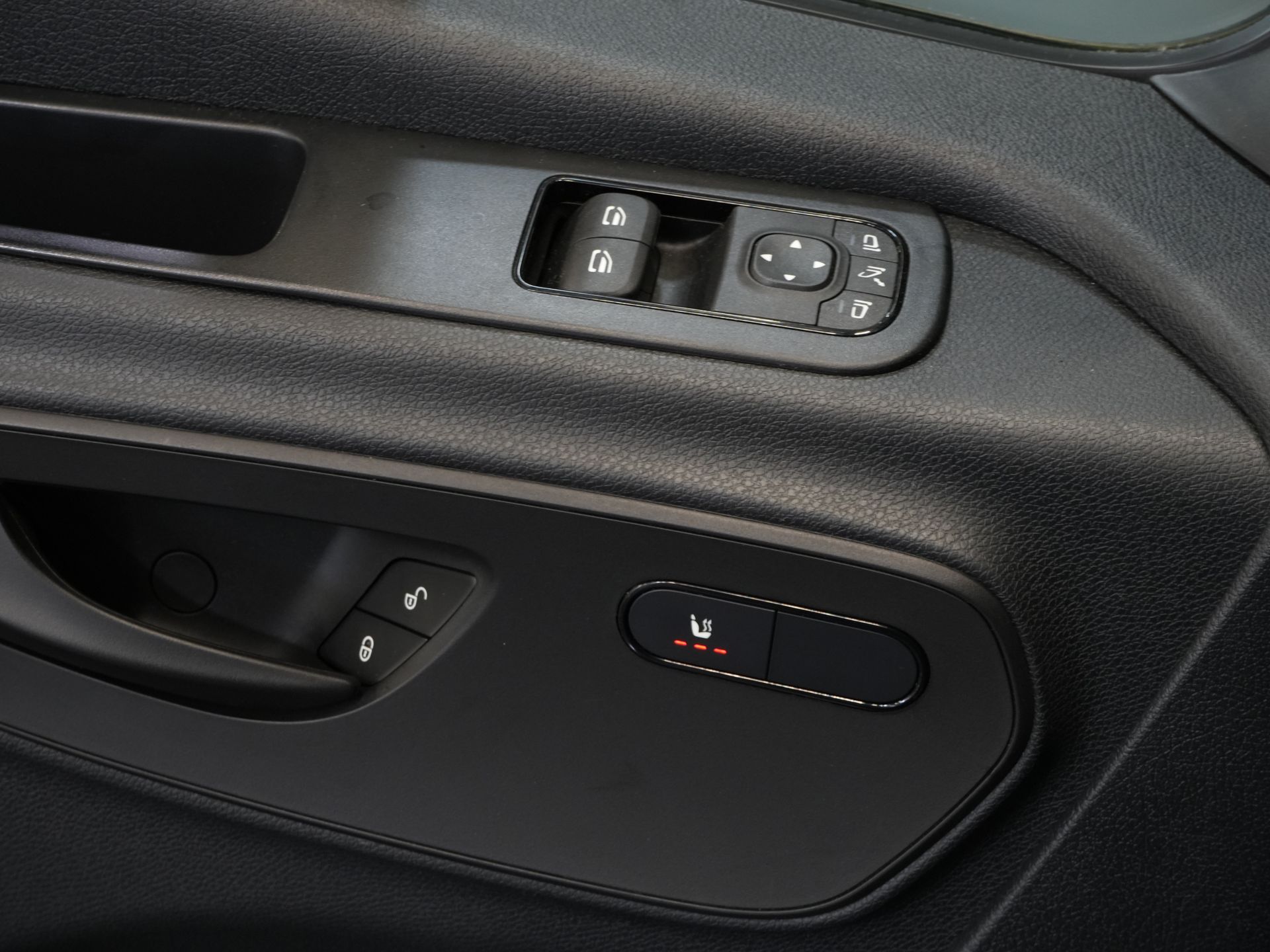 Mercedes-Benz Sprinter Van 317 CDI Aut. L2H2 BPM GRATIS! 3.5t holowanie/montowane siedzenia/ 270 Gr. drzwi/ ogrzewanie siedzeń/Navi/ kamera/ Cruise/ Airco/ DAB