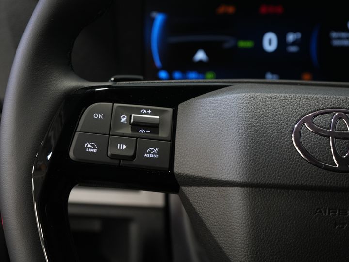 Toyota PROACE Electric Worker Van 75 kWh L3 345 km WLTP LED/ Schnellladegerät/ Keyless/ Adapt.Cruise/ Steerverw./ Stoelverw./ Navi/ Carplay/ Kamera/ PDC/ Airco