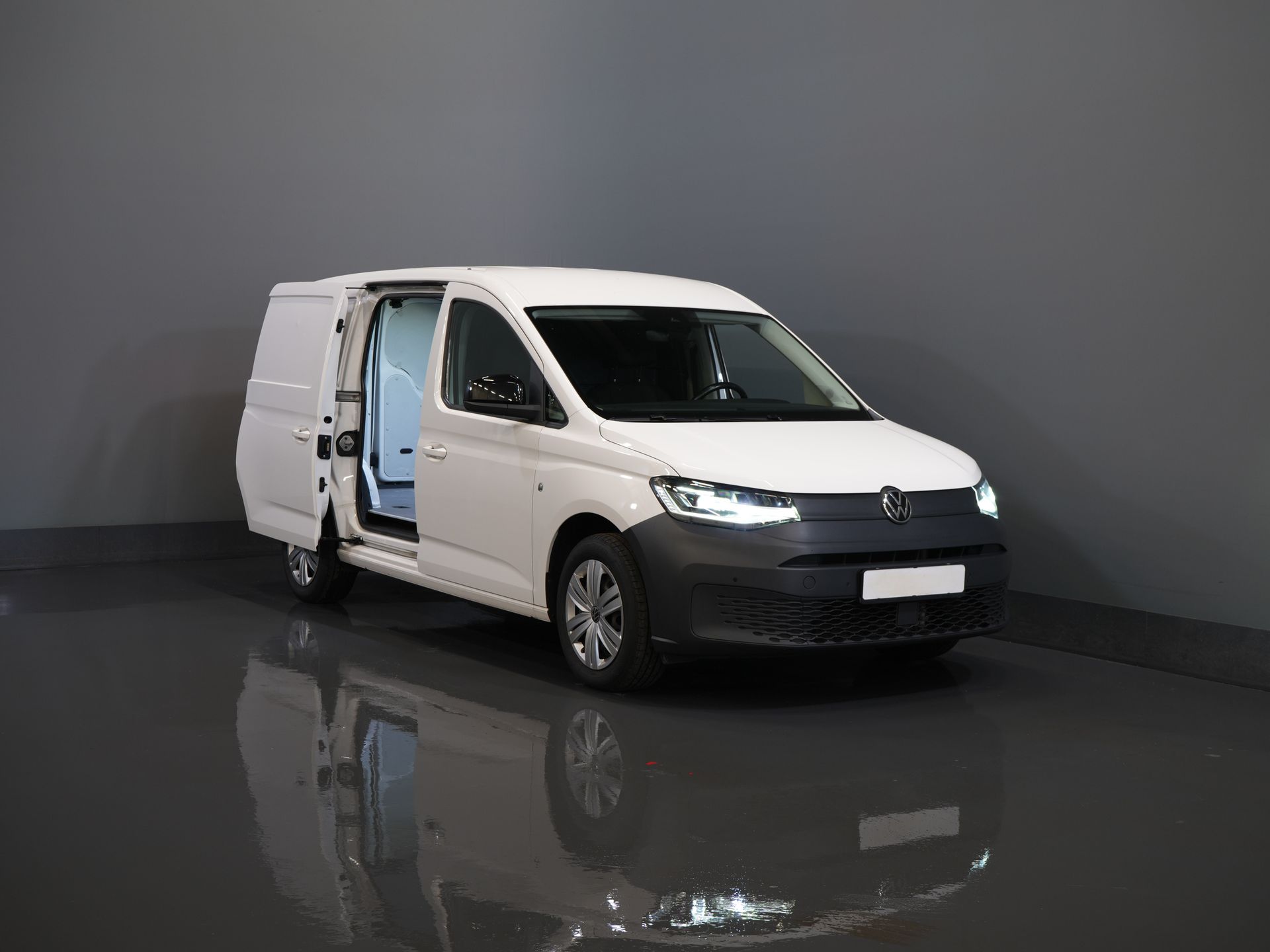 Volkswagen Caddy Cargo Maxi Фургон 2.0 TDI 125 к.с. DSG Aut. Adapt.Cruise/ LED/ Carplay/ Обігрівач салону/ Підігрів сидінь/ PDC