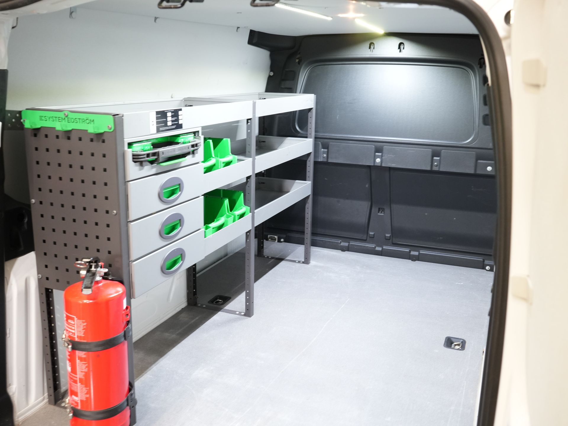 Volkswagen Caddy Cargo Maxi Фургон 2.0 TDI 125 к.с. DSG Aut. Adapt.Cruise/ LED/ Carplay/ Обігрівач салону/ Підігрів сидінь/ PDC