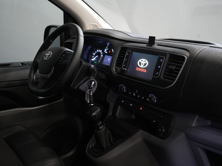 Toyota ProAce Worker Bestelbus 1.5 D-4D 120PK Live Carplay/ Cruise/ Airco/ LMV/ Trekhaak/ Navi/ Camera/ PDC NL Auto