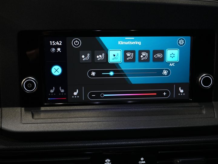 Volkswagen Caddy Cargo Van 2.0 TDI 125 cv DSG Aut. LED/ Adapt.Cruise/ Riscaldatore a cavalletto/ Carplay/ Riscaldamento sedili/ Airco/ Telecamera/ 16 ”LMV/ PDC/ Gancio di traino