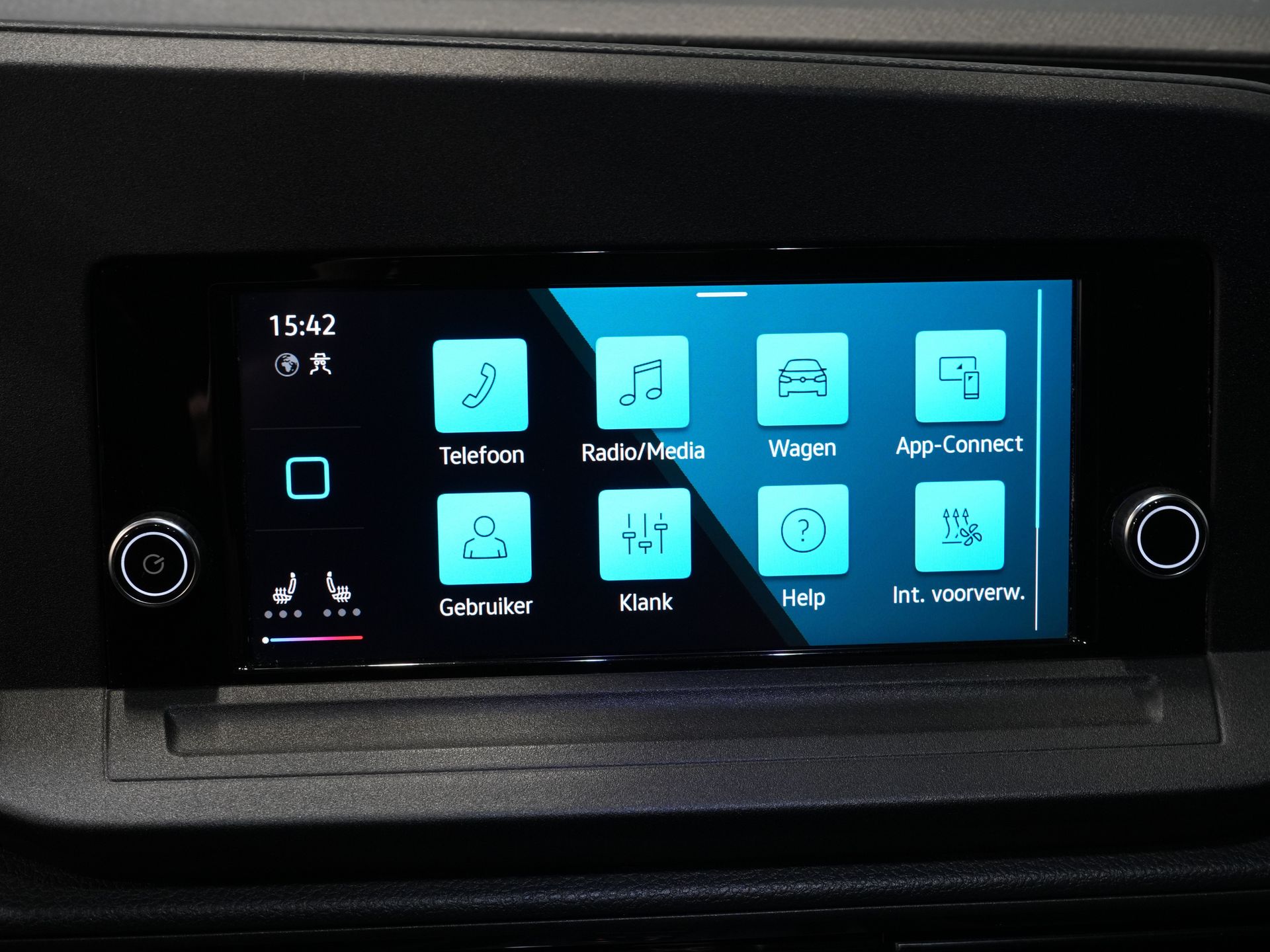 Volkswagen Caddy Cargo Van 2.0 TDI 125 cv DSG Aut. LED/ Adapt.Cruise/ Riscaldatore a cavalletto/ Carplay/ Riscaldamento sedili/ Airco/ Telecamera/ 16 ”LMV/ PDC/ Gancio di traino