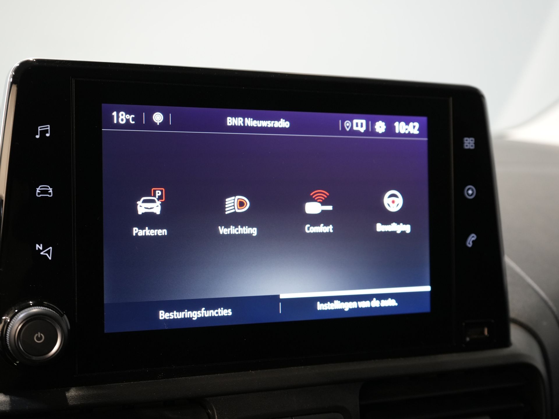 Opel Combo-e Bestelbus L2 50 kWh 135 pk 315km WLTP BPM VRIJ! Snellader/ Carplay/ Climate/ Imperiaal/ Cruise/ Head-up/ Stoel+Stuurverw./ Trekhaak