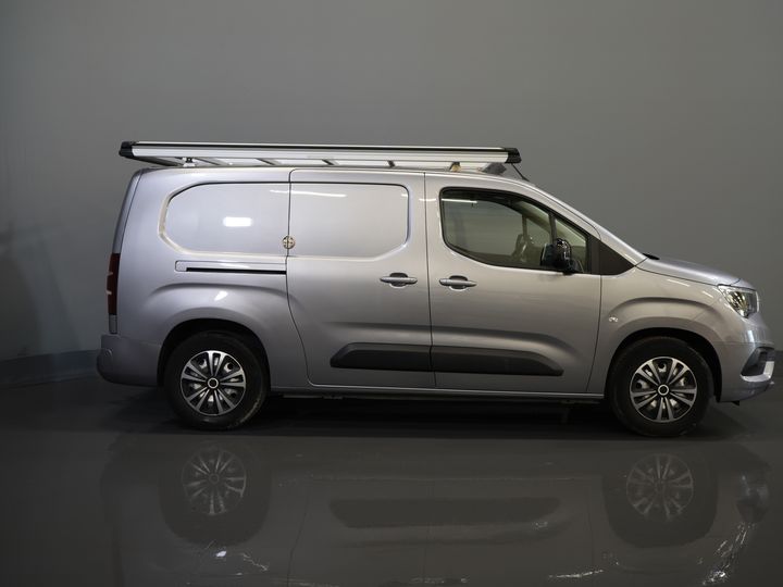 Opel Combo-e Bestelbus L2 50 kWh 135 pk 315km WLTP BPM VRIJ! Snellader/ Carplay/ Climate/ Imperiaal/ Cruise/ Head-up/ Stoel+Stuurverw./ Trekhaak