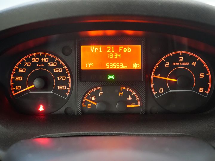 Peugeot Boxer Van 2.2 HDi 120 KM L2H2 BPM GRATIS! 2.5t Tow/ Navi/ PDC/ Cruise/ Airco
