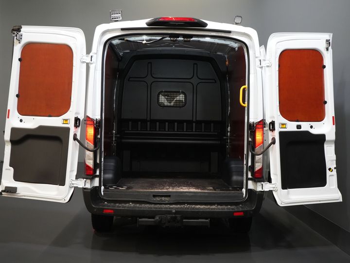 Ford Transit Van 2.0 TDCI 130 cv L3H2 DC Doppia Cabina 7 Pers./ Cinghia V.V./ Adapt. Crociera/ CarPlay/ PDC/ Navi/ Telecamera/ Airco/ Barra di traino