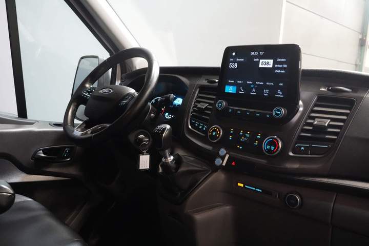 Ford Transit Furgón 2.0 TDCI 130 CV L3H2 DC Doble Cabina 7 Pers./ Cinturón V.V./ Adapt. Cruise/ CarPlay/ PDC/ Navi/ Camera/ Airco/ Towbar