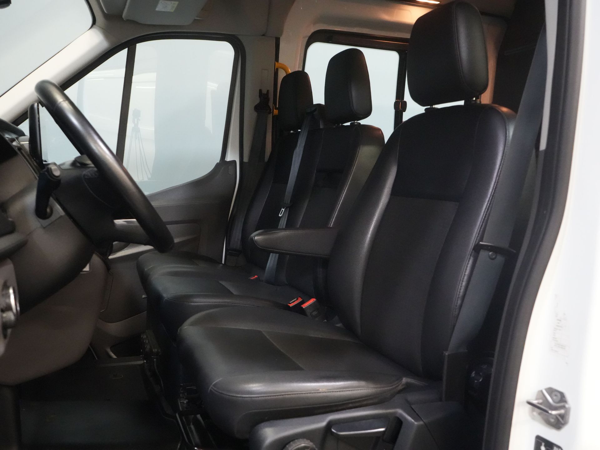 Ford Transit Van 2.0 TDCI 130 cv L3H2 DC Doppia Cabina 7 Pers./ Cinghia V.V./ Adapt. Crociera/ CarPlay/ PDC/ Navi/ Telecamera/ Airco/ Barra di traino