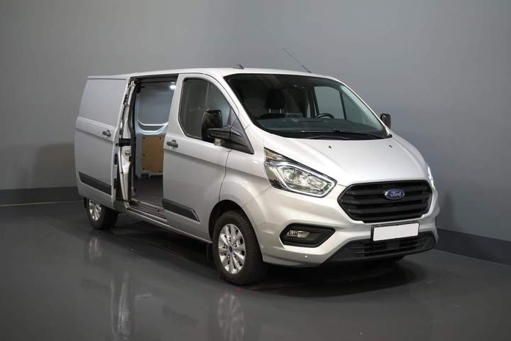 Ford Transit Custom Bestelbus 2.0 TDCI 130 pk L2 BPM VRIJ! NL Auto/ Carplay/ Camera/ PDC/ Cruise/ LMV/ Trekhaak