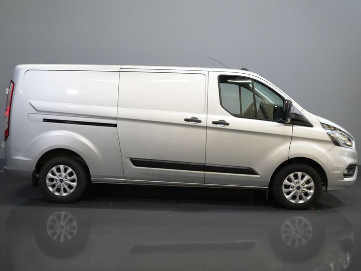 Ford Transit Custom Van 2.0 TDCI 130 hp L2 BPM FREE! NL Auto/ Carplay/ Kamera/ PDC/ Cruise/ LMV/ Anhängerkupplung