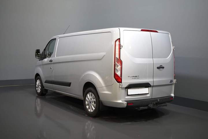Ford Transit Custom Bestelbus 2.0 TDCI 130 pk L2 BPM VRIJ! NL Auto/ Carplay/ Camera/ PDC/ Cruise/ LMV/ Trekhaak