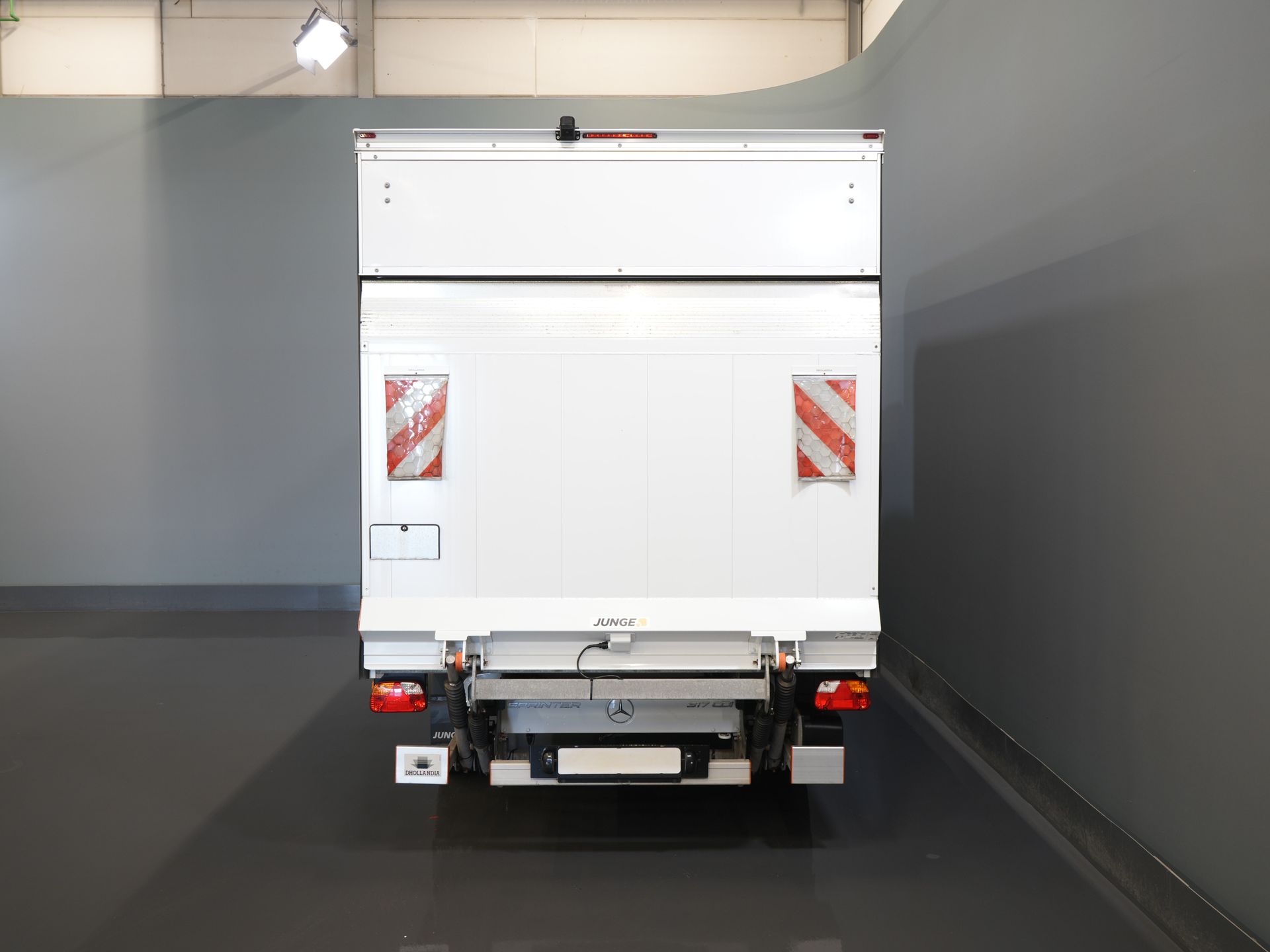 Mercedes-Benz Sprinter Bakwagen 317 1.9 CDI BPM FREE! 445x211x225/ Dhollandia tailgate/ CarPlay/ Seatverw./ Navi/ Airco/ Camera/ Cruise