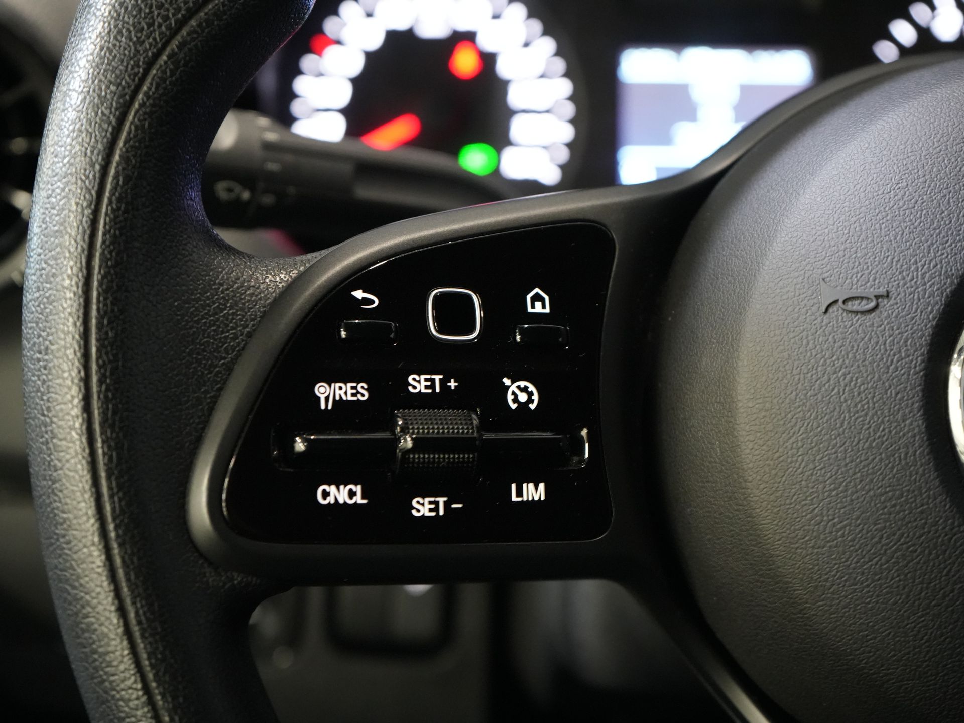 Mercedes-Benz Sprinter Bakwagen 317 1.9 CDI BPM FREE! 445x211x225/ Dhollandia tailgate/ CarPlay/ Seatverw./ Navi/ Airco/ Camera/ Cruise