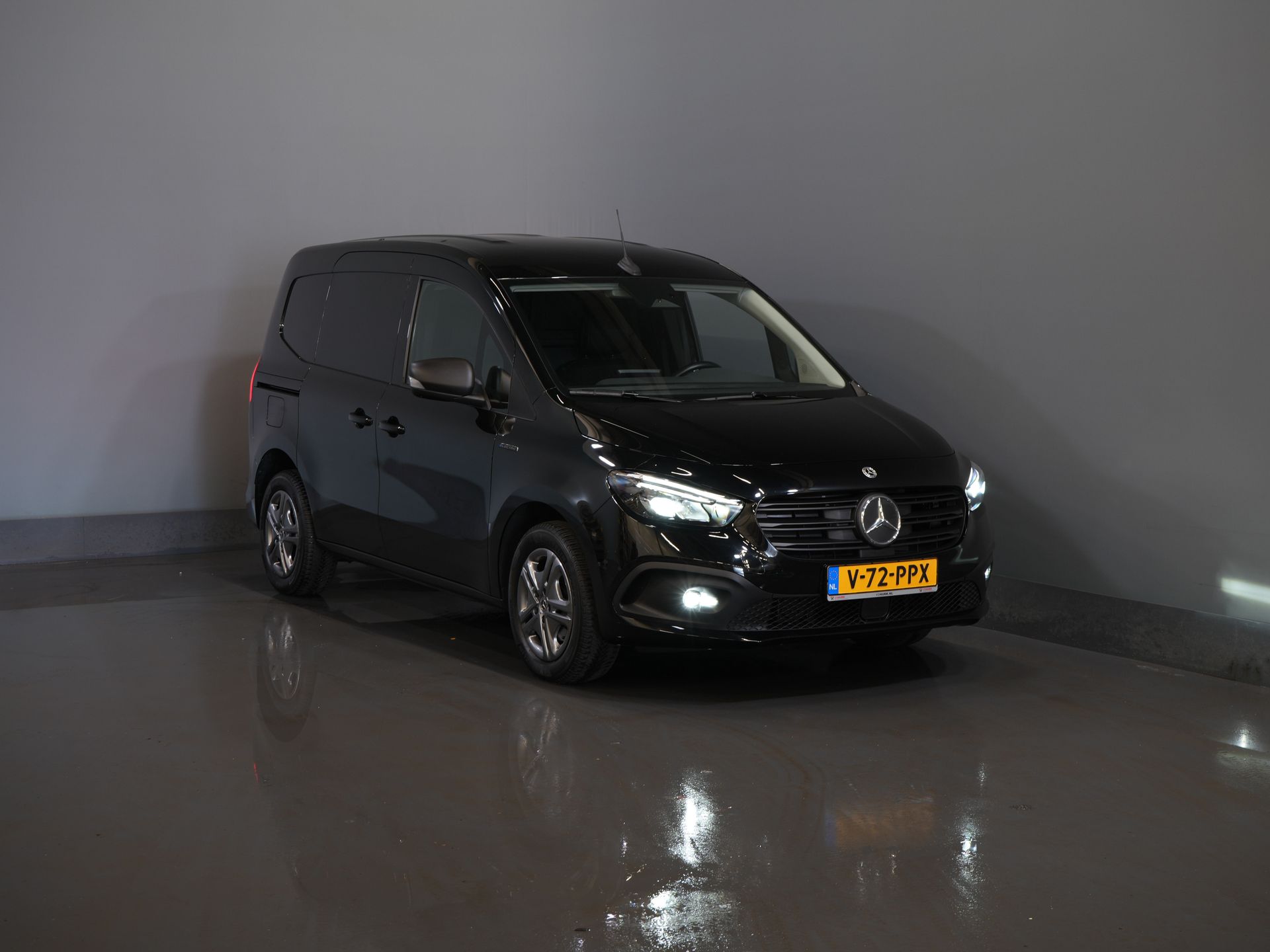 Mercedes-Benz eCitan Bestelbus 112 Pro 284 WLTP Snellader/ LED/ Stoelverw./ Carplay/ Climate/ Navi/ Cruise/ Camera/ PDC