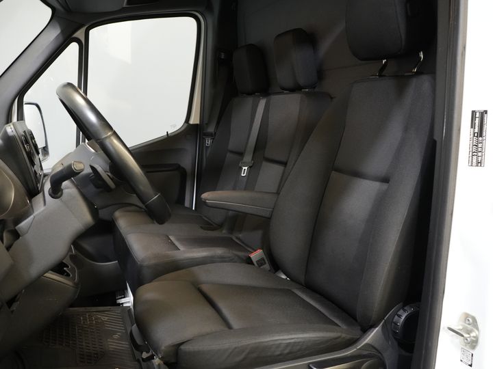 Mercedes-Benz Sprinter Bakwagen 317 CDI Aut. Bakwagen Laadklep/ Spoiler/ Zijdeur/ LED/ Standkachel/ Stoelverw./ Carplay/ Cruise/ Airco/ 430x210x210