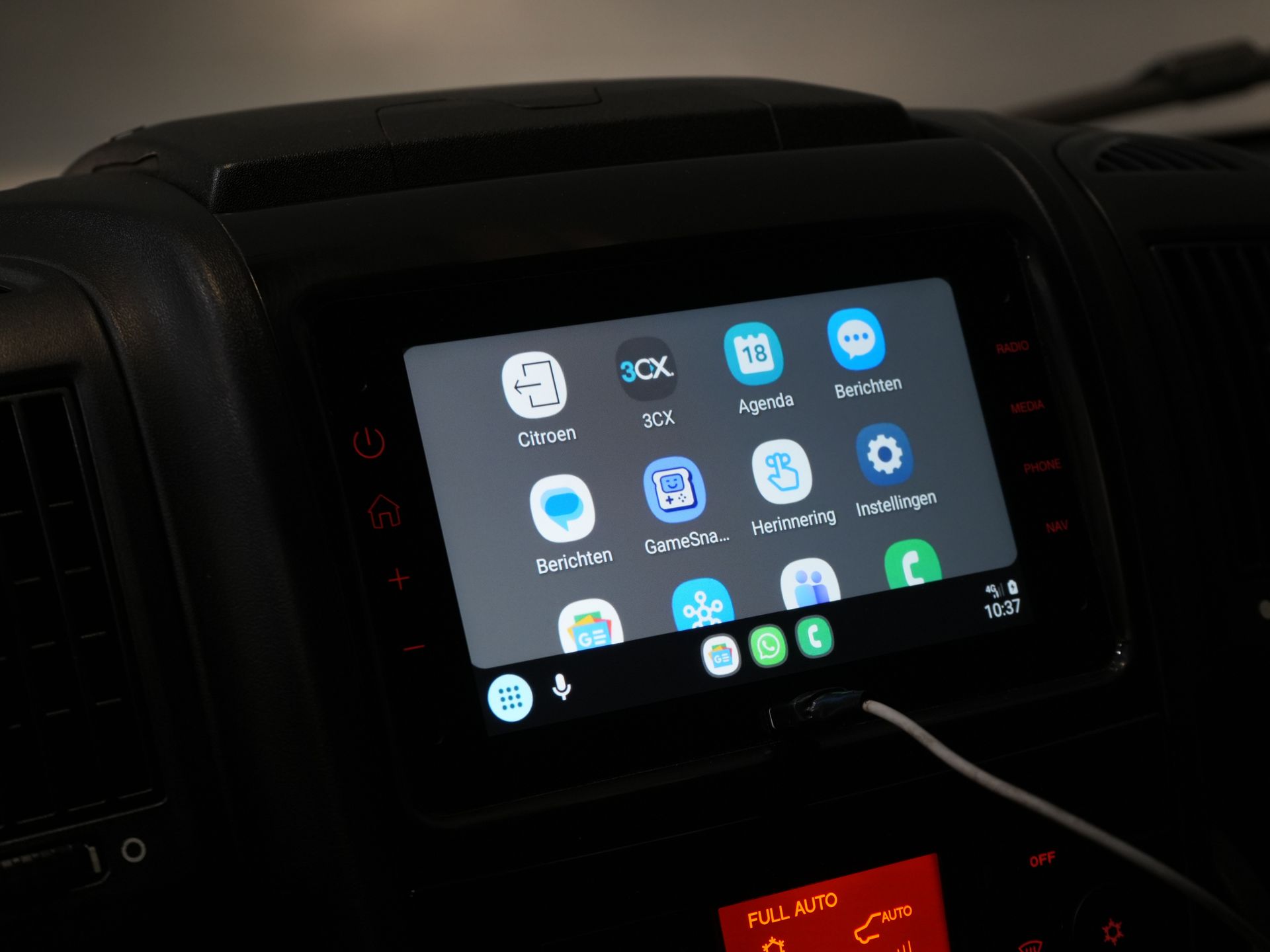 Citroën Jumper Van 2.2 HDI 120 KM L2H2 Carplay/ Navi/ Climate/ Cruise/ Camera/ PDC/ DAB