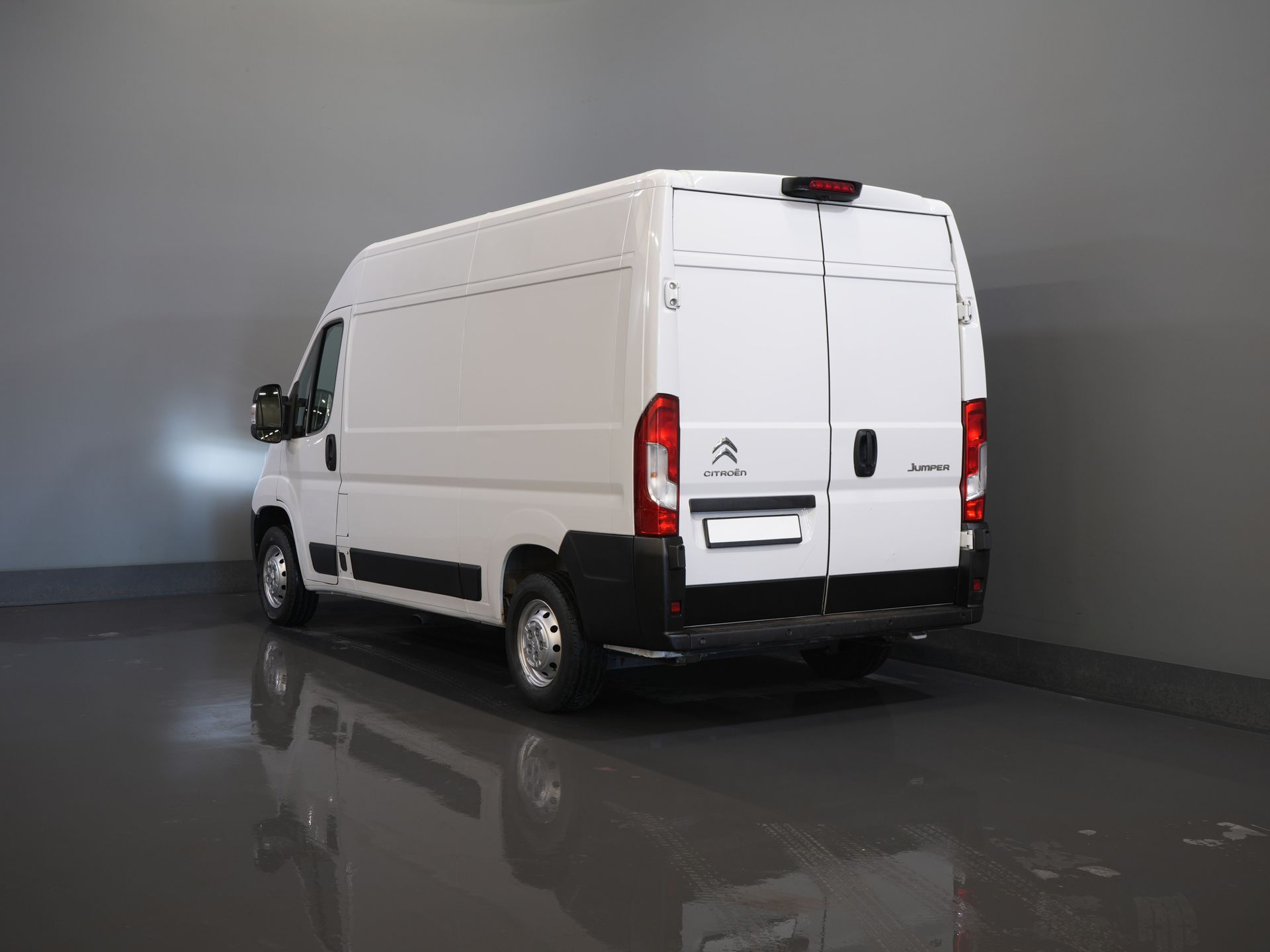 Citroën Jumper Van 2.2 HDI 120 KM L2H2 Carplay/ Navi/ Climate/ Cruise/ Camera/ PDC/ DAB