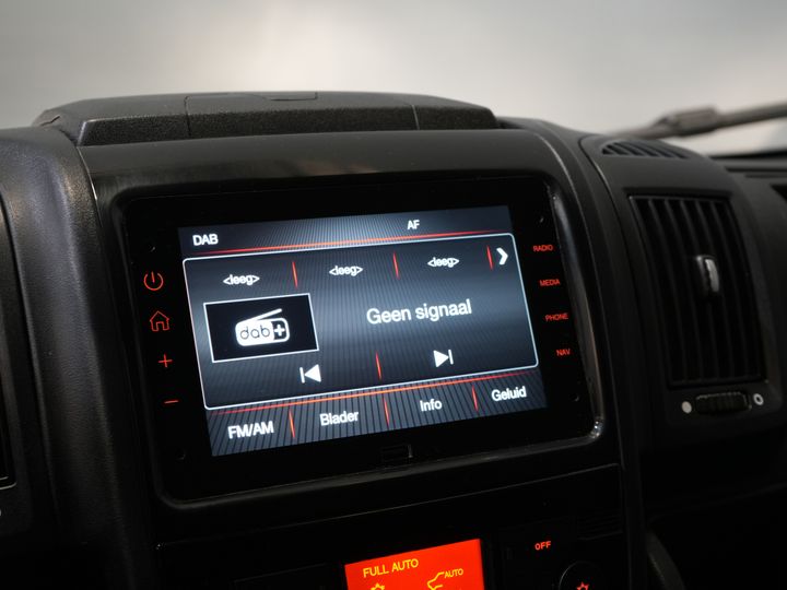 Citroën Jumper Van 2.2 HDI 120 KM L2H2 Carplay/ Navi/ Climate/ Cruise/ Camera/ PDC/ DAB