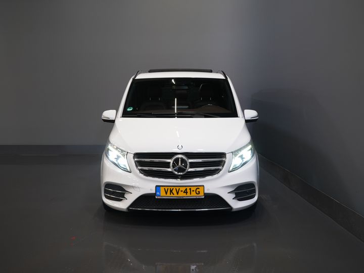 Mercedes-Benz V-Class Vans 250d DC Double Cab Exclusive AMG/ Pano/ Seatvent./ Mem.Seats/ Cooling compartment/ Adapt.Cruise/ 360 Camera/ Burmester/ Standkachel/ L