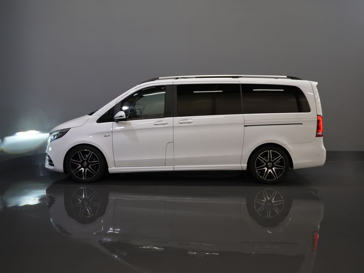 Mercedes-Benz V-Class Vans 250d DC Double Cab Exclusive AMG/ Pano/ Seatvent./ Mem.Seats/ Cooling compartment/ Adapt.Cruise/ 360 Camera/ Burmester/ Standkachel/ L
