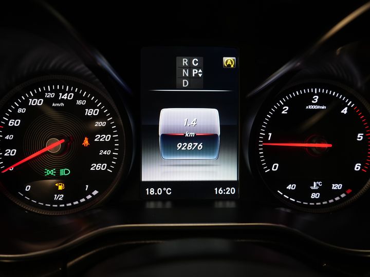 Mercedes-Benz V-Class Vans 250d DC Double Cab Exclusive AMG/ Pano/ Seatvent./ Mem.Seats/ Cooling compartment/ Adapt.Cruise/ 360 Camera/ Burmester/ Standkachel/ L