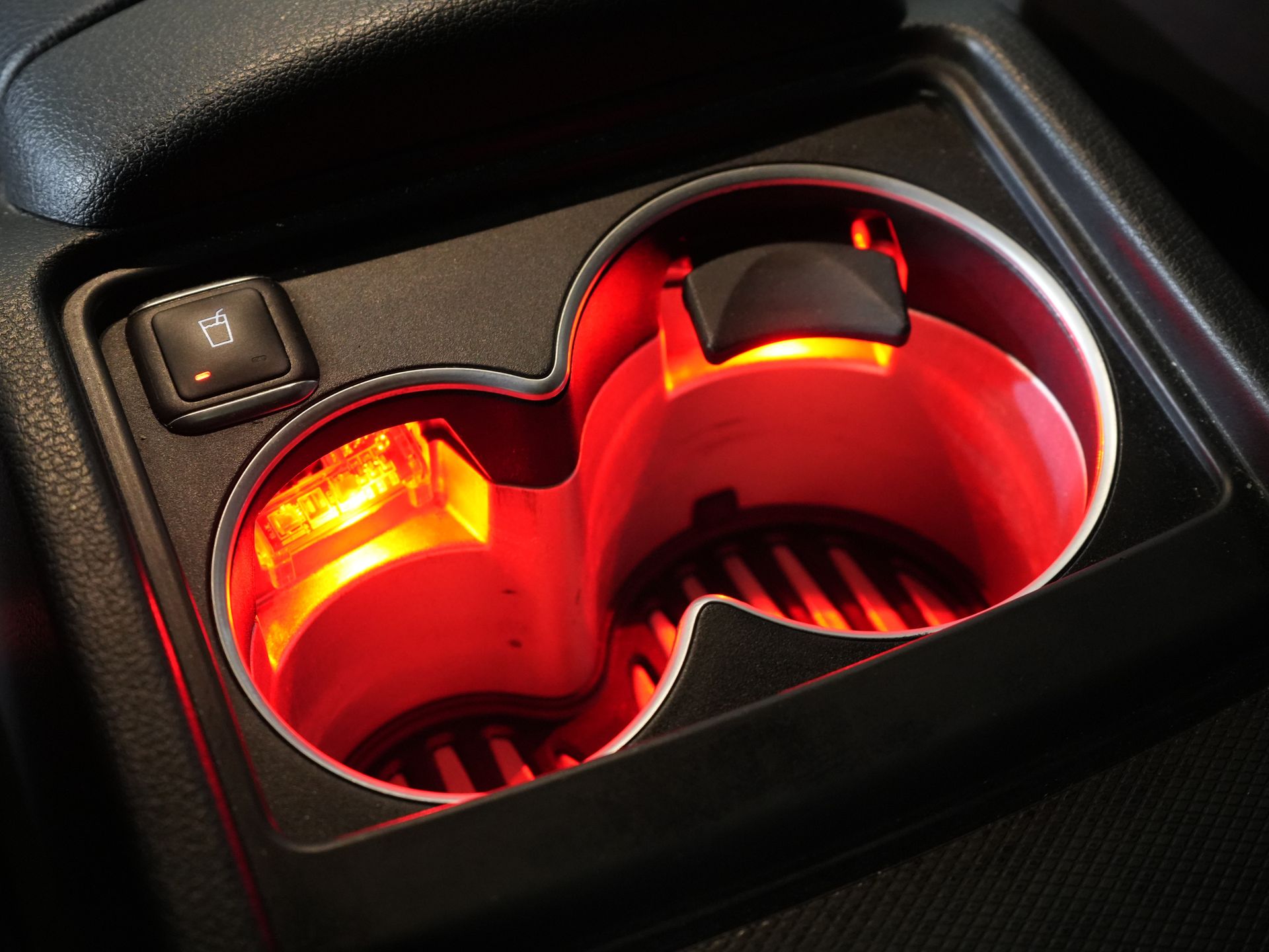 Mercedes-Benz V-Class Vans 250d DC Double Cab Exclusive AMG/ Pano/ Seatvent./ Mem.Seats/ Cooling compartment/ Adapt.Cruise/ 360 Camera/ Burmester/ Standkachel/ L