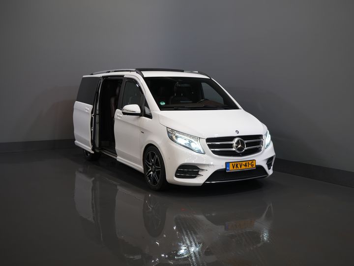 Mercedes-Benz V-Class Vans 250d DC Double Cab Exclusive AMG/ Pano/ Seatvent./ Mem.Seats/ Cooling compartment/ Adapt.Cruise/ 360 Camera/ Burmester/ Standkachel/ L