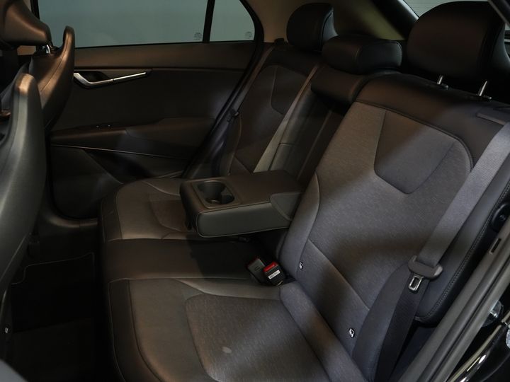 Kia Niro SUV 1.6 GDi PHEV Executive Line Harman Kardon/ Stoelvent./ 18