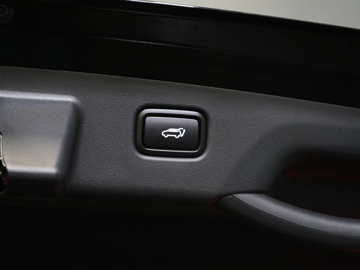 Kia Niro SUV 1.6 GDi PHEV Executive Line Harman Kardon/ Stoelvent./ 18