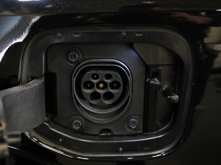 Kia Niro SUV 1.6 GDi PHEV Executive Line Harman Kardon/ Stoelvent./ 18