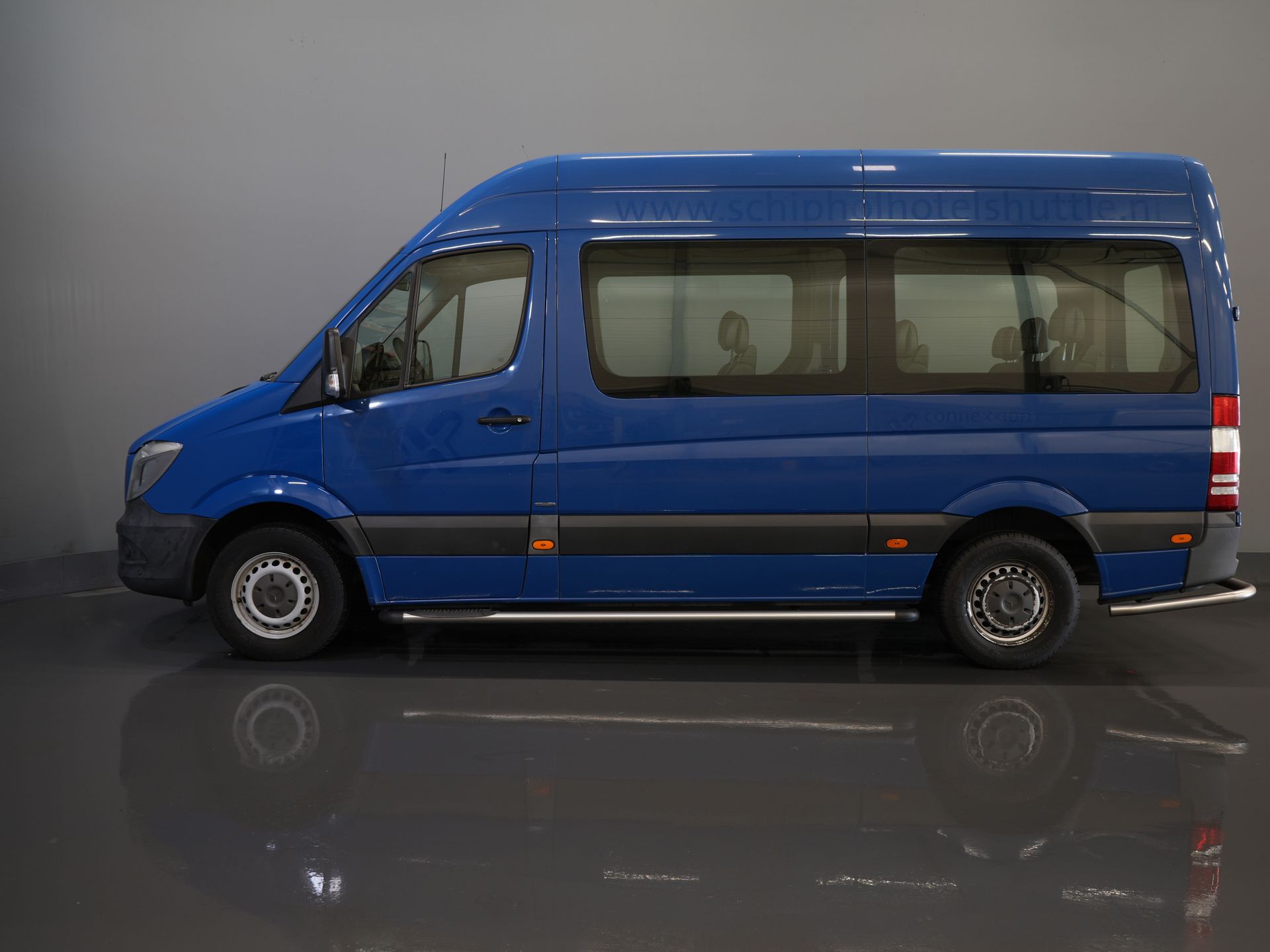 Mercedes-Benz Sprinter Passenger Transport 213 2.2 CDI Aut. L2H2 €14,460,- z VAT (BPM FREE) EXPORT Kombi/ 9 osobowe/ Kombi/ 9P/ MOT 7-'26/ Airco/ PDC