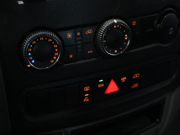 Mercedes-Benz Sprinter Passenger Transport 213 2.2 CDI Aut. L2H2 €14,460,- z VAT (BPM FREE) EXPORT Kombi/ 9 osobowe/ Kombi/ 9P/ MOT 7-'26/ Airco/ PDC