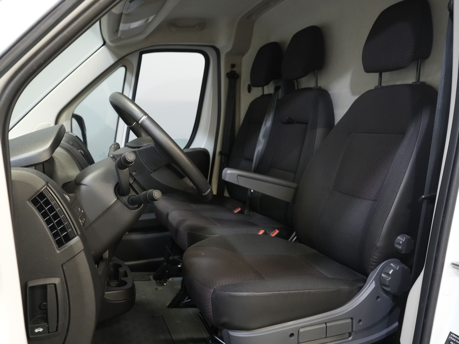 Opel Movano Van 2.2 120 к.с. L2 Carplay/ 270гр.дверей/ Клімат/ Навігація/ Круїз/ Камера/ PDC/ DAB