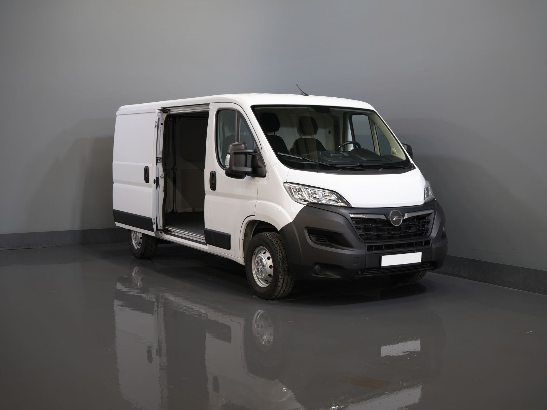 Opel Movano Van 2.2 120 к.с. L2 Carplay/ 270гр.дверей/ Клімат/ Навігація/ Круїз/ Камера/ PDC/ DAB