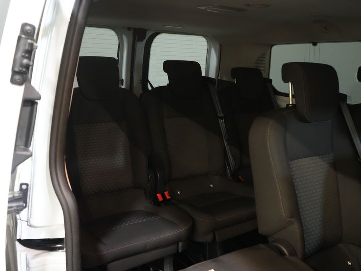 Ford Transit Custom Trasporto Passeggeri Tourneo 2.0 TDCI € 30.182 IVA inclusa/BPM Trend Combi/ Kombi/ 9 Persone/ 9 P/ Crociera/ PDC/ Airco