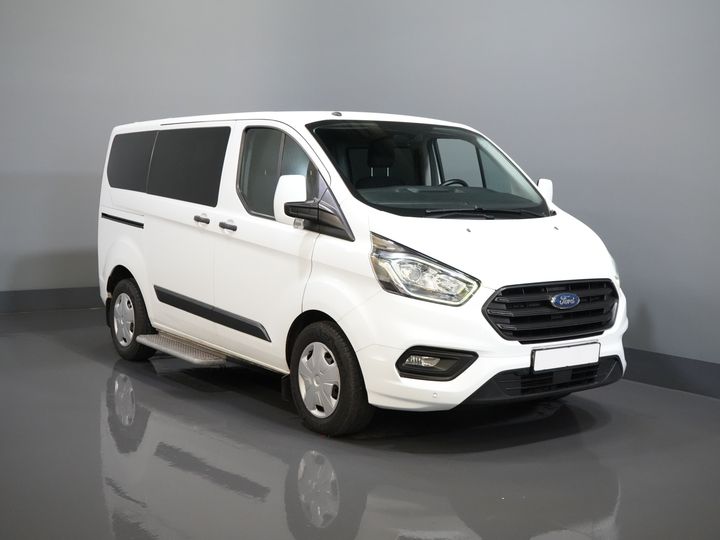 Ford Transit Custom Trasporto Passeggeri Tourneo 2.0 TDCI € 30.182 IVA inclusa/BPM Trend Combi/ Kombi/ 9 Persone/ 9 P/ Crociera/ PDC/ Airco