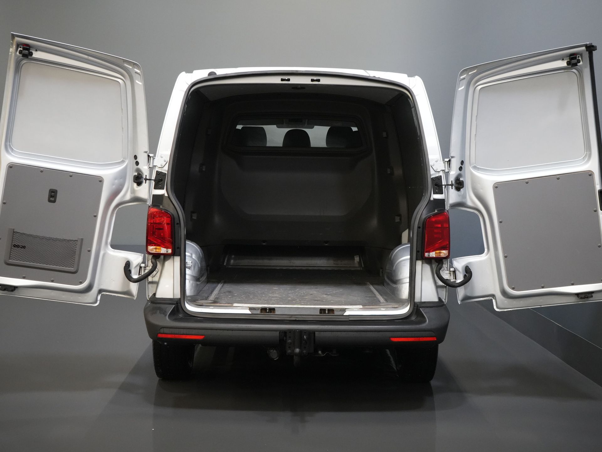Volkswagen Transporter Furgone T6.1 2.0 TDI 150 cv L2 DC Doppia Cabina 4Motion/ 4x4/ Standkachel/ 2.5t Trekverm./ Cruise/ 4-motion