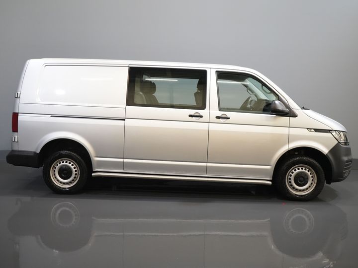 Volkswagen Transporter Furgone T6.1 2.0 TDI 150 cv L2 DC Doppia Cabina 4Motion/ 4x4/ Standkachel/ 2.5t Trekverm./ Cruise/ 4-motion